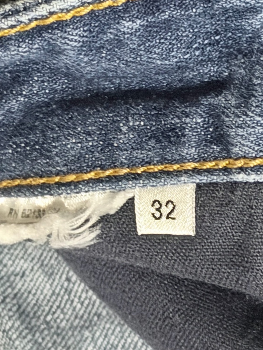 GUESS Men's Blue Skinny Jeans - Picture 7 of 7